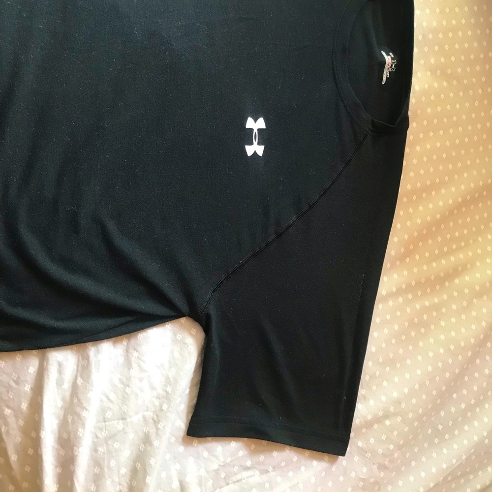 Under Armour heat gear men’s short sleeve T-shirt black